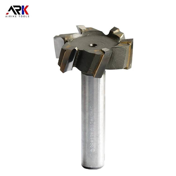 Coupeur soudé de type t