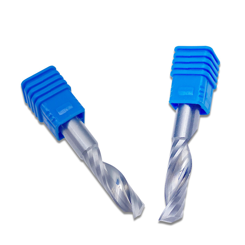 Comment choisir entre les outils PCD et MCD?